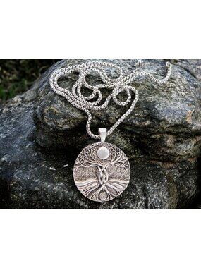 Tree Of Life Pendant Necklace 1.4" Diameter Silver-Tone Finish 23.5" Chain